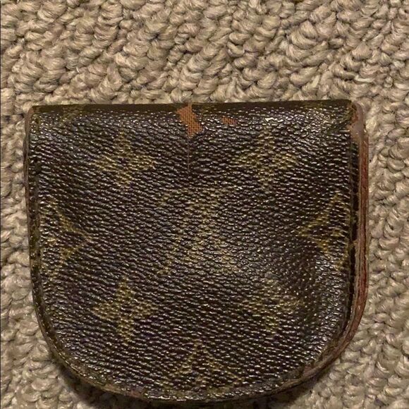 Louis Vuitton Small Wallet - Picture 6 of 9